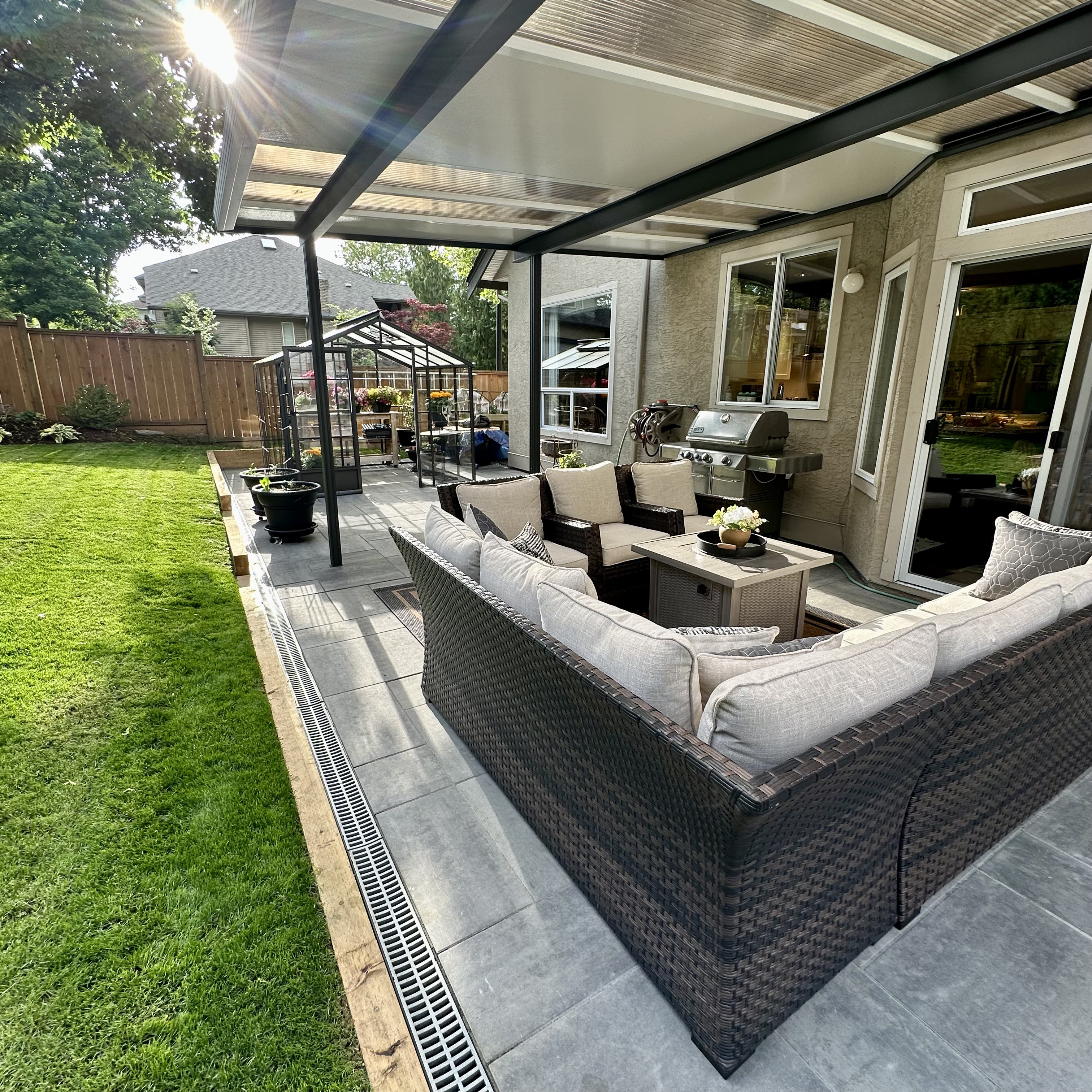 Newly completed outdoor living space patio and roof in South Surrey. 