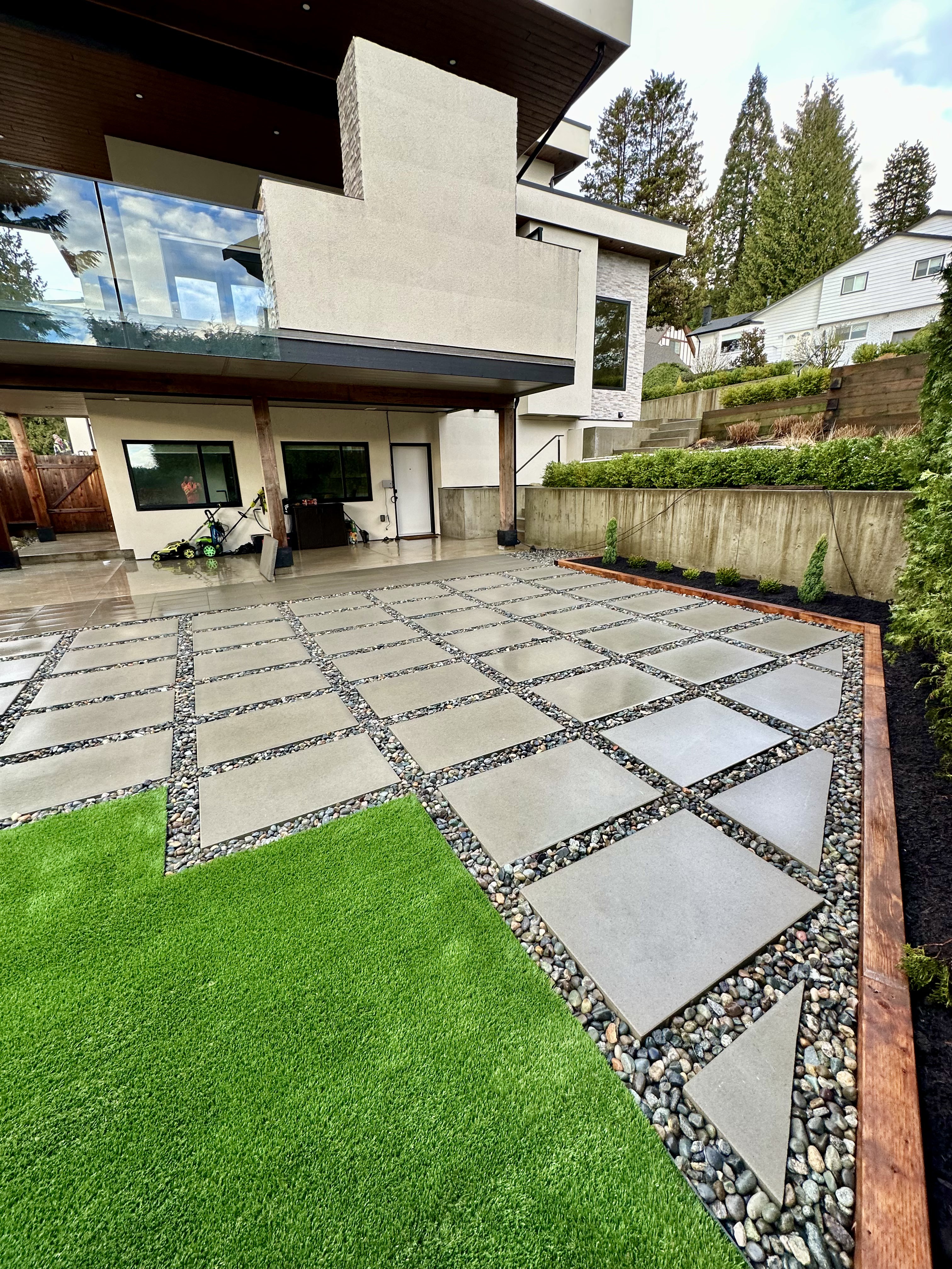 Landscape design and construction in Port Moody by Benjamin Landscaping and Projects.