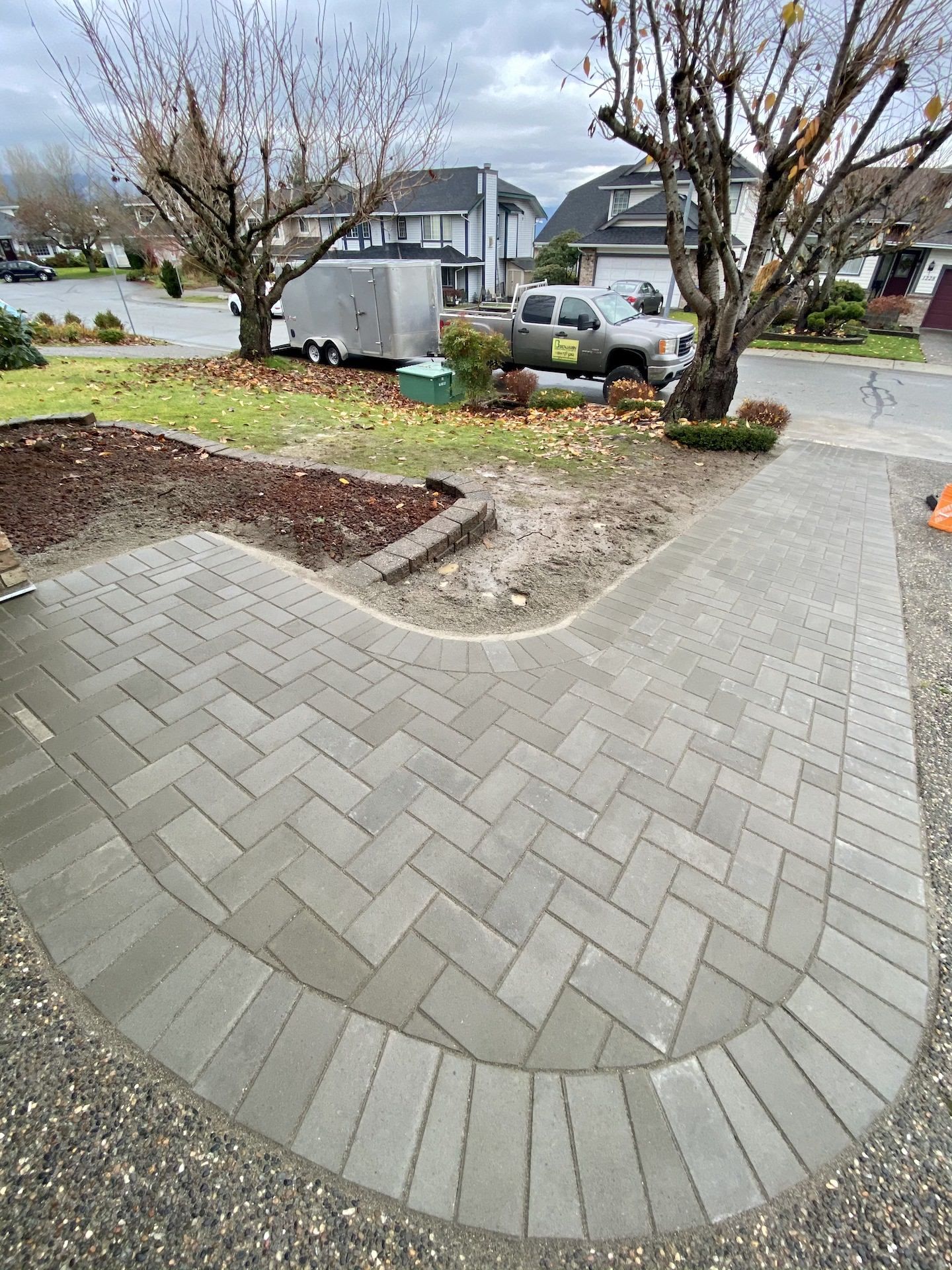 Paver driveway in Port Coquitlam. Benjamin Landscaping and Projects. 