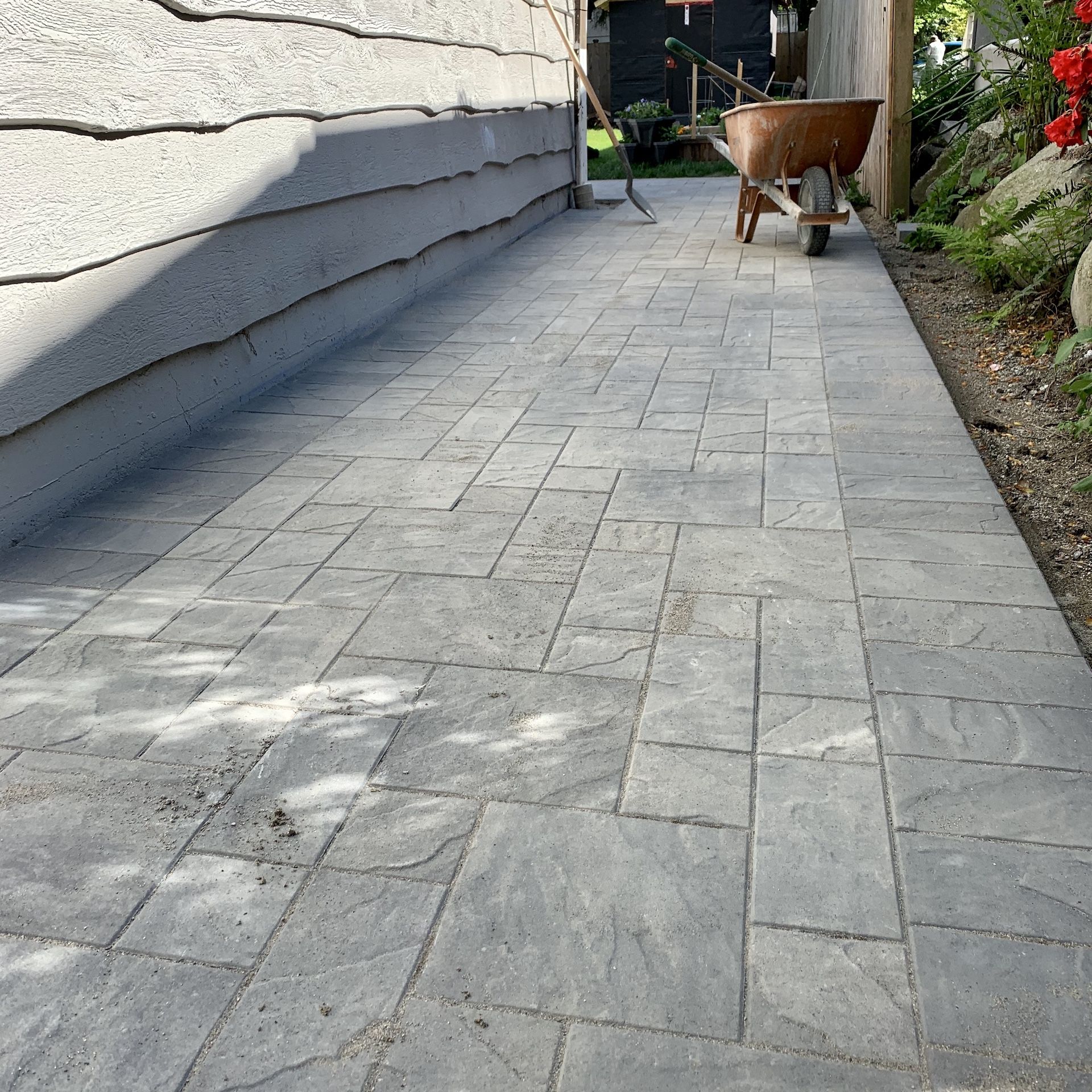 Paver walkway in North Vancouver. Benjamin Landscaping and Projects. 