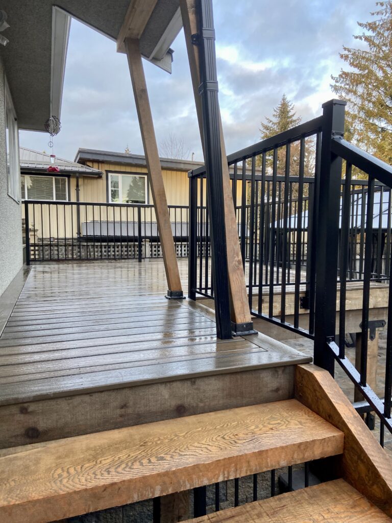 Composite deck in Coquitlam build by Benjamin Landscaping Projects