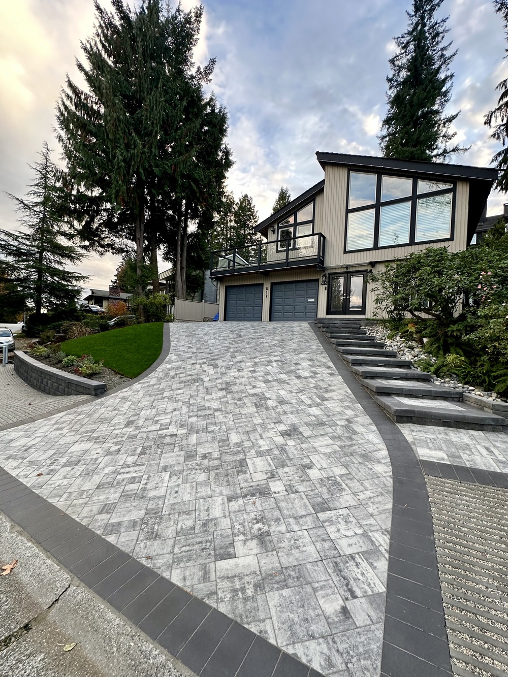 Interlocking paving stone driveway in Port Moody by Benjamin Landscaping and Projects